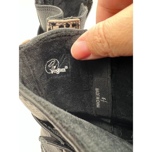 Blowfish Malibu Vozlyn Women's Boot Size 6.5 Black Zipper Vegan Goth Moto NWOT - Picture 7 of 8